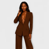 Moteriškas kostiumas pagal užsakymą