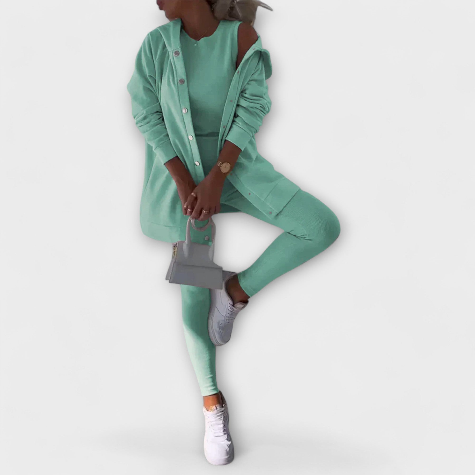 Trijų dalių rinkinys su kardiganu