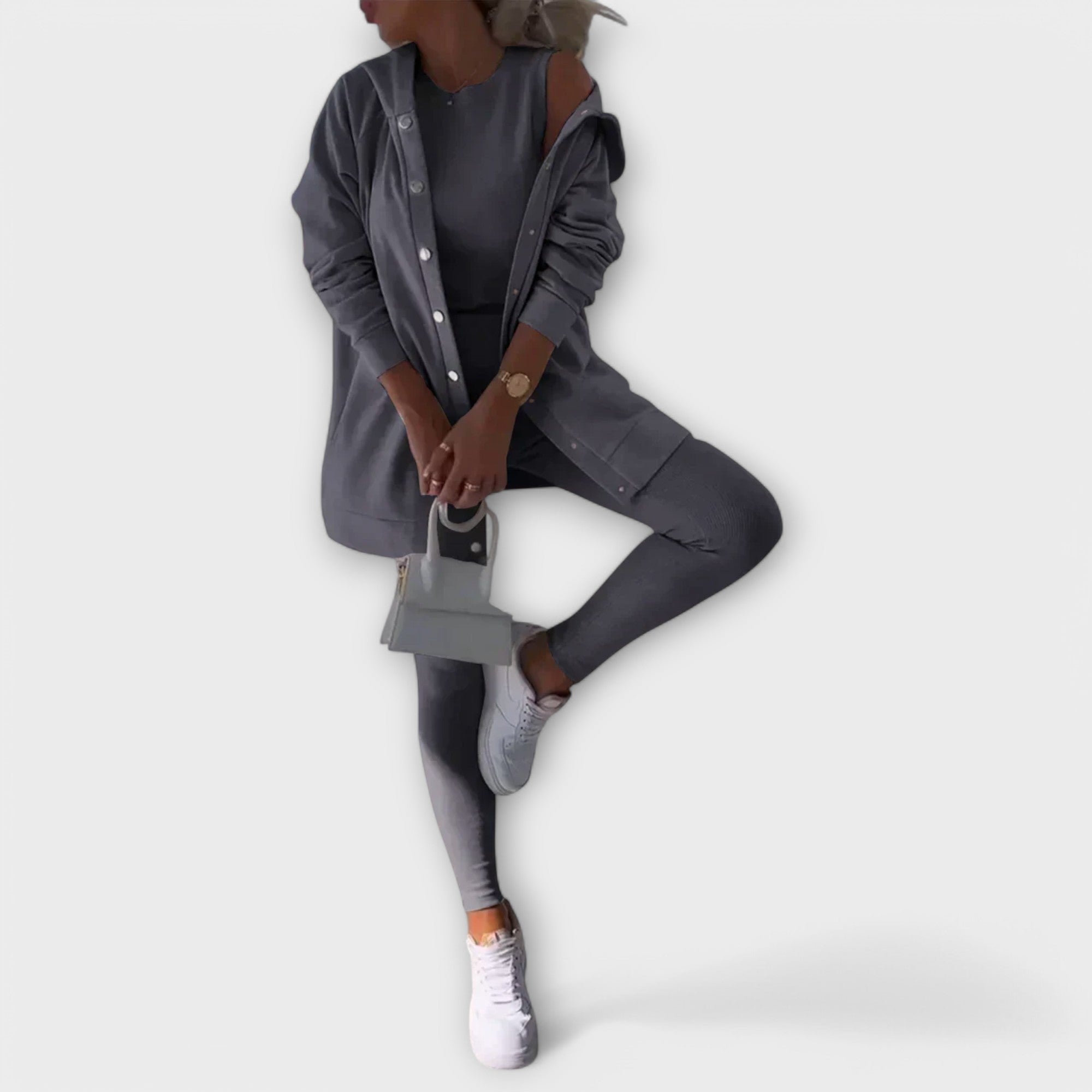 Trijų dalių rinkinys su kardiganu