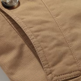 Elegantiška paminkštinta striukė