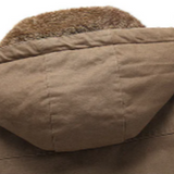 Elegantiškas žiemos paltas ir vėjyje atsparus