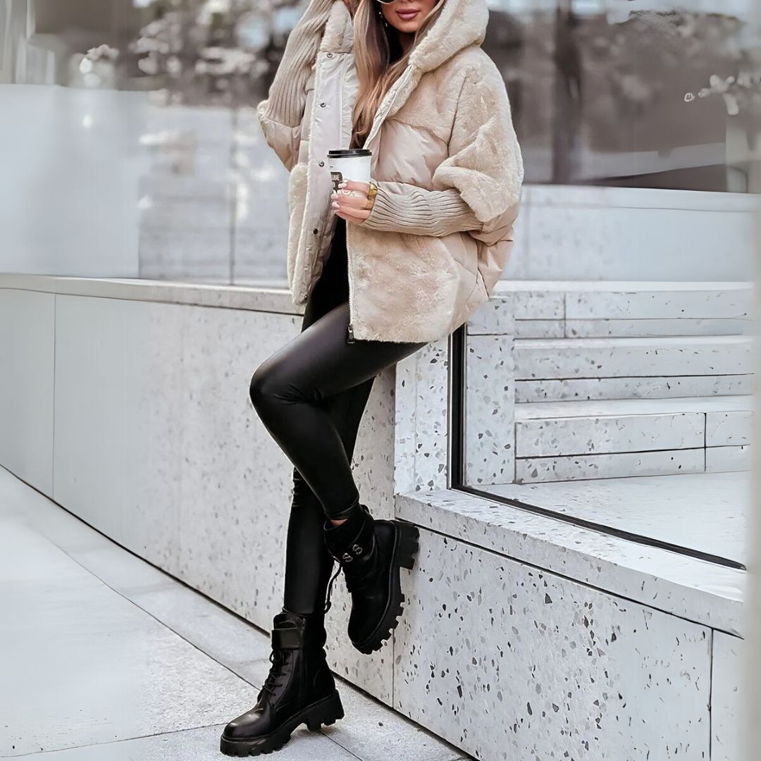 Emelinda - Sofistikuotas Paltas