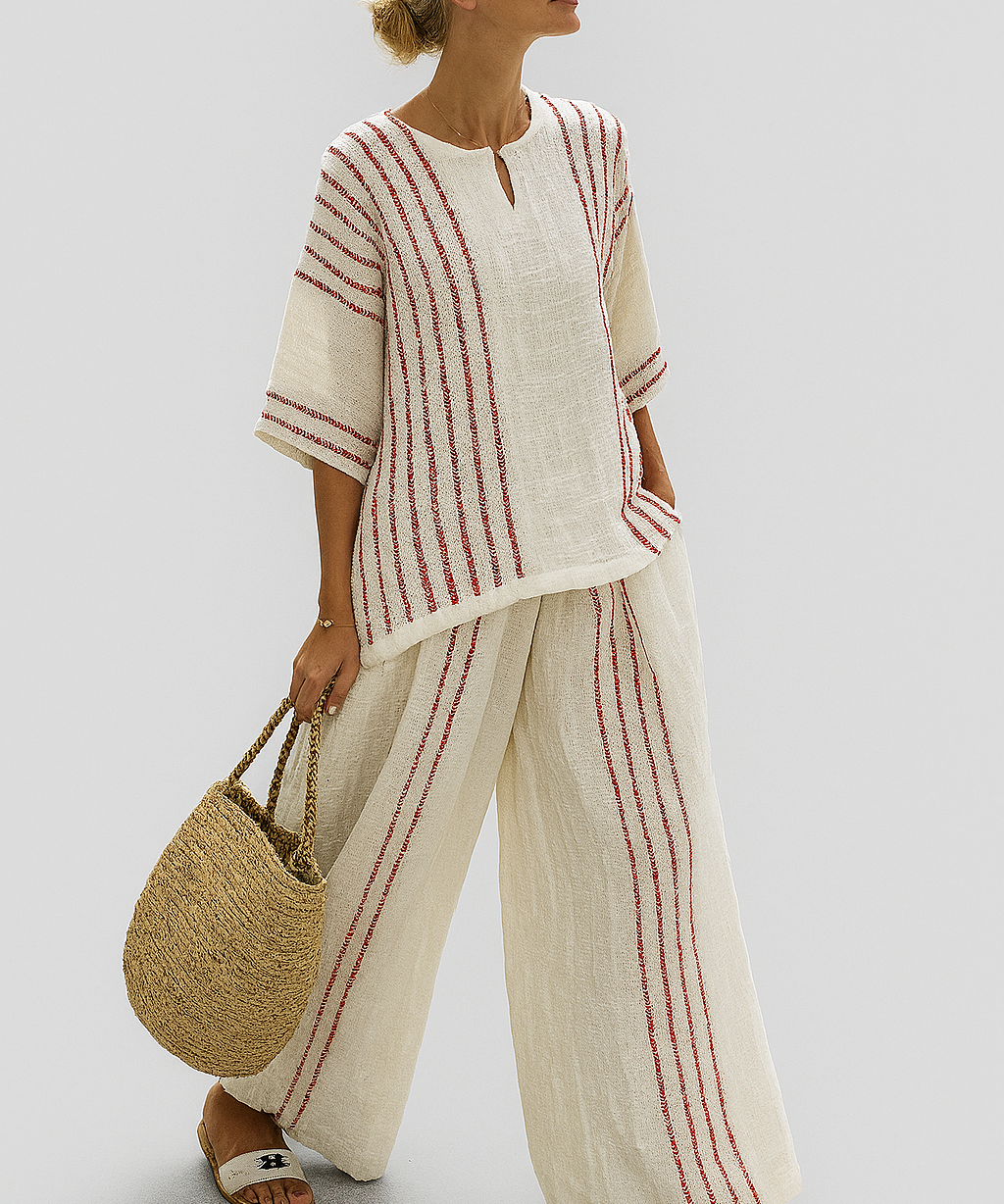 Sandra - Delikatus Suknelė