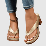 Nina - Patogūs sandalai su kulnu