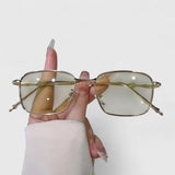 Raygynn | Occhiali da Sole Eleganti